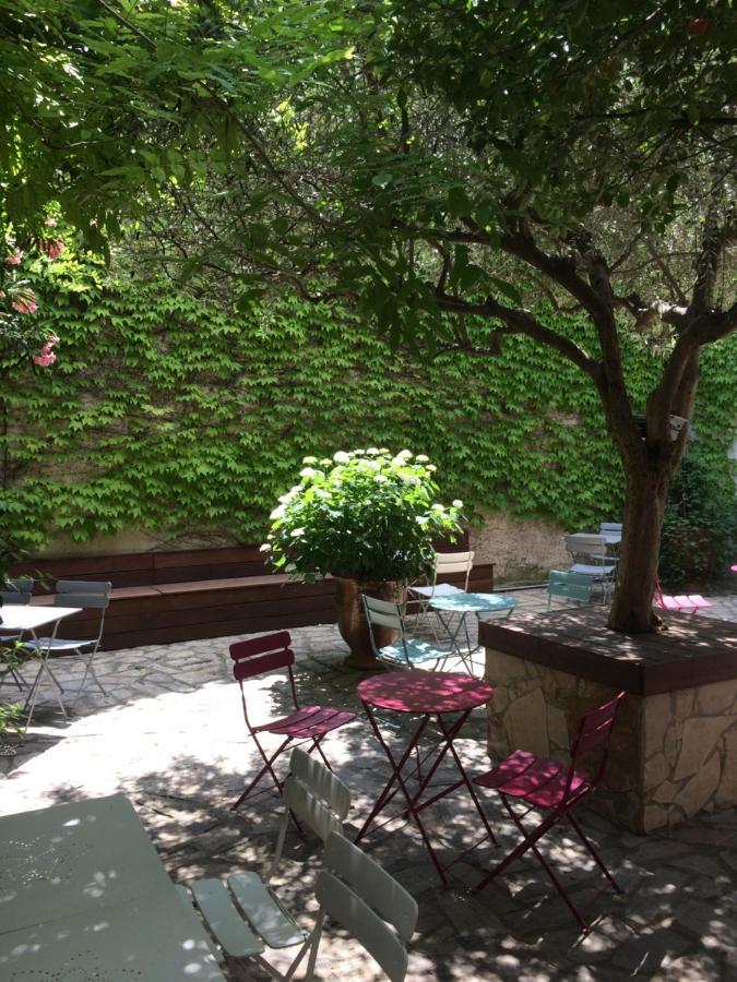 Hotel Saint Louis Aigues-Mortes Dış mekan fotoğraf