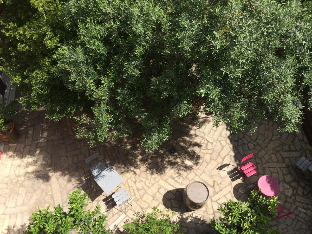 Hotel Saint Louis Aigues-Mortes Dış mekan fotoğraf